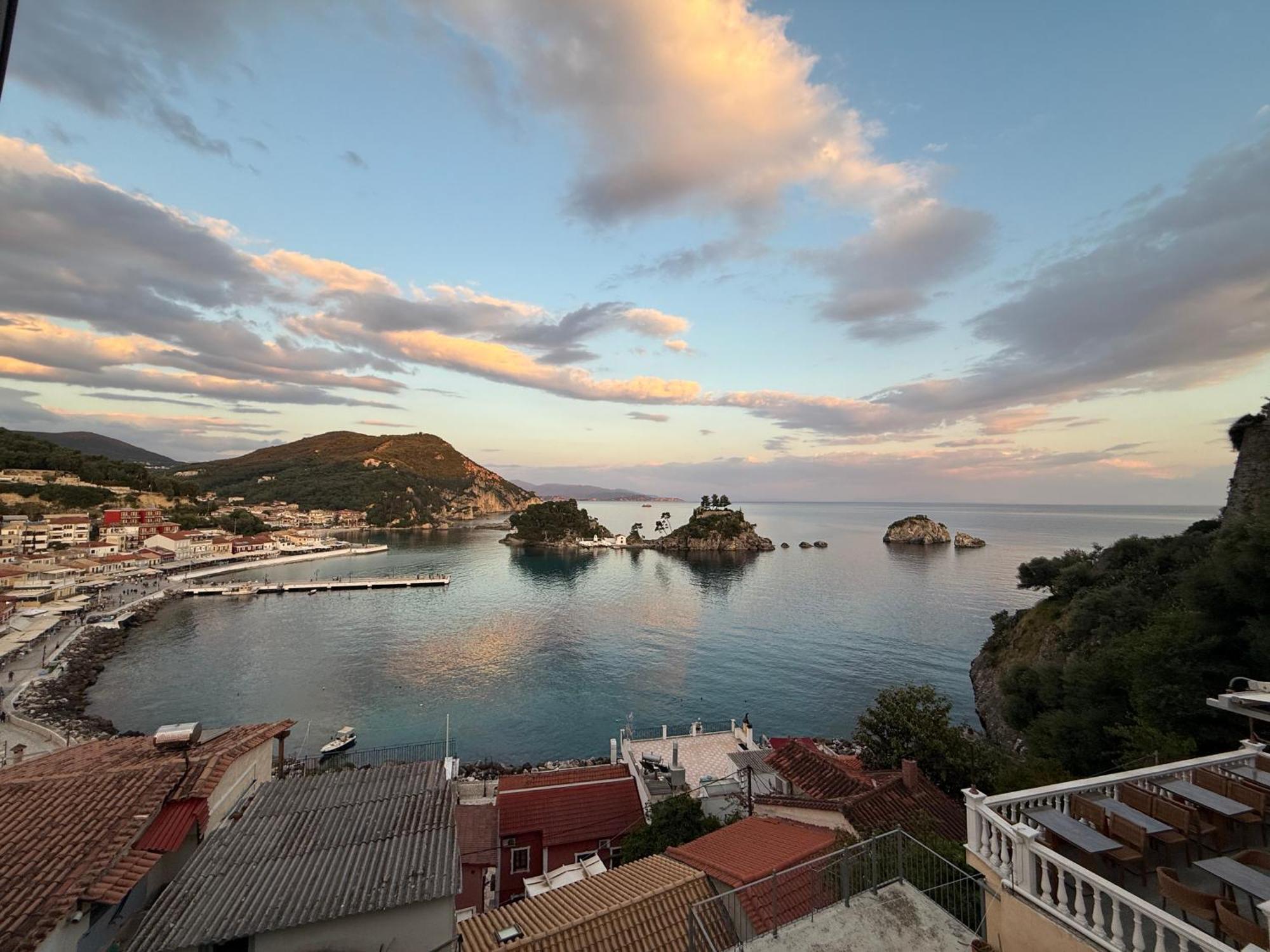 Hotel Sunrise House Parga Exterior foto